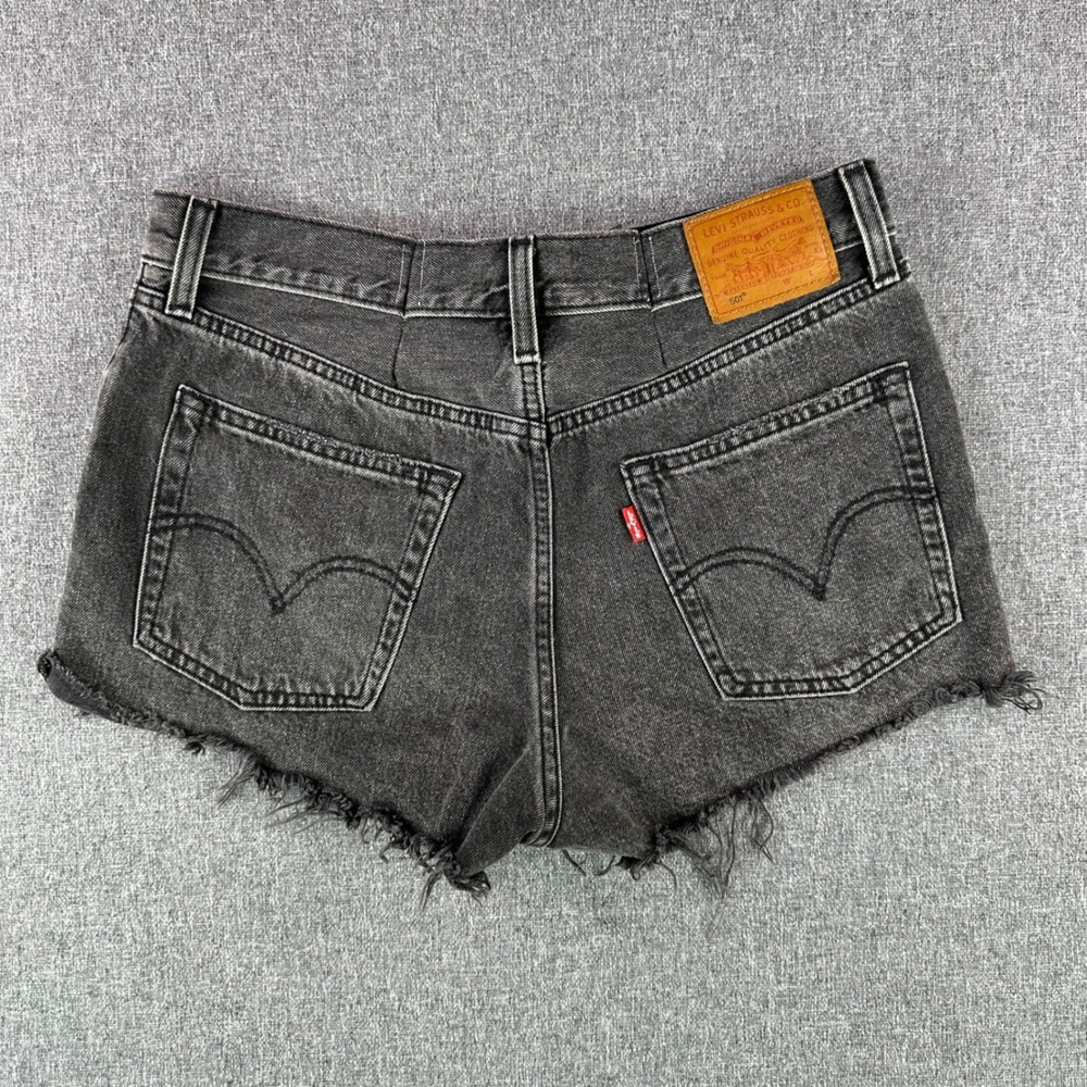 Levi's Shorts Womens 28 501 Original High Rise Black Raw Hem 32317-0095